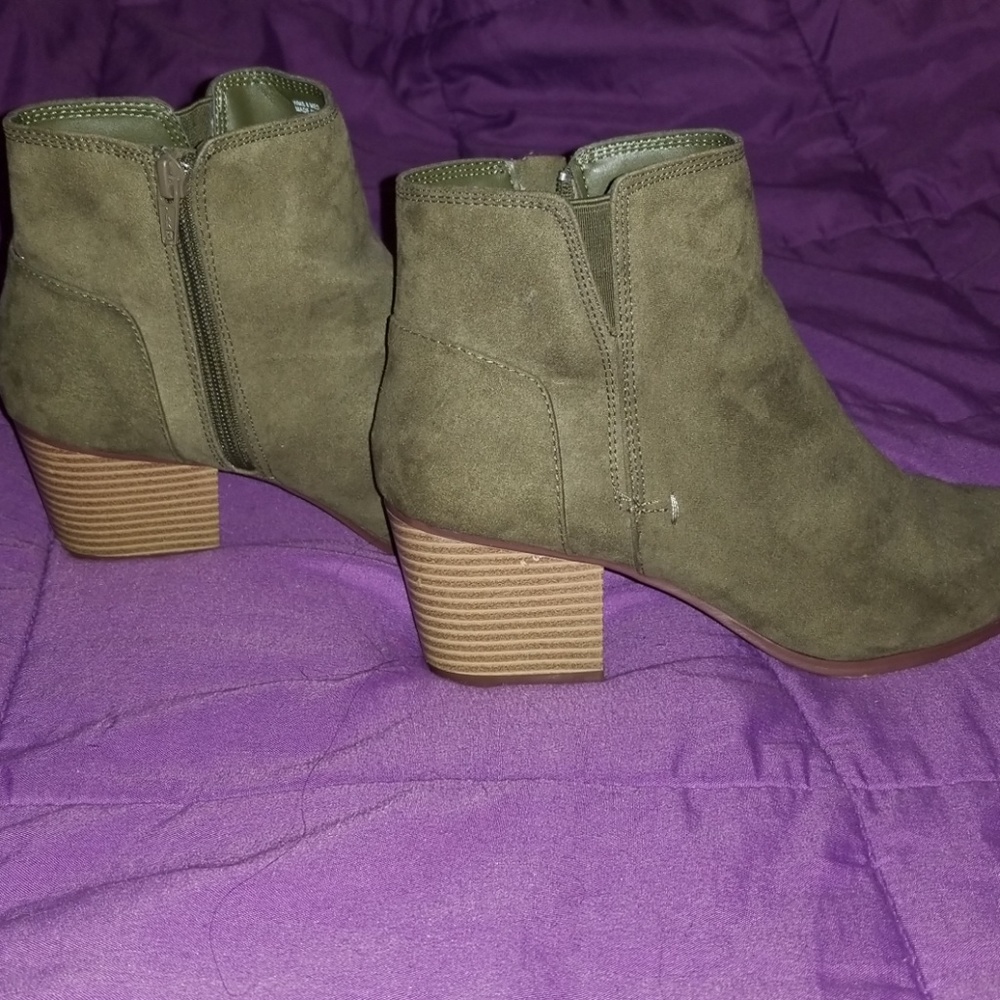 Apt 9 Dark Green Booties - image 1